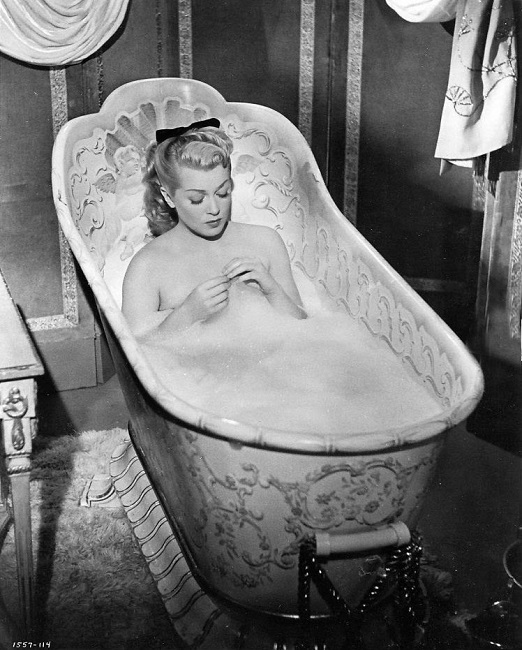 Lana Turner bath
