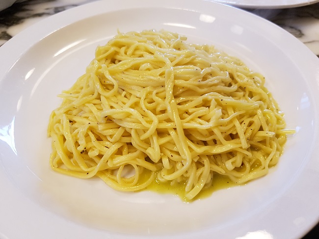 Padella Tagliarini with Chiarentana olive oil and parmesan